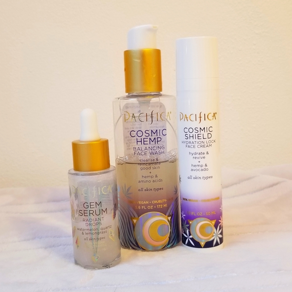 Pacifica Skincare Set